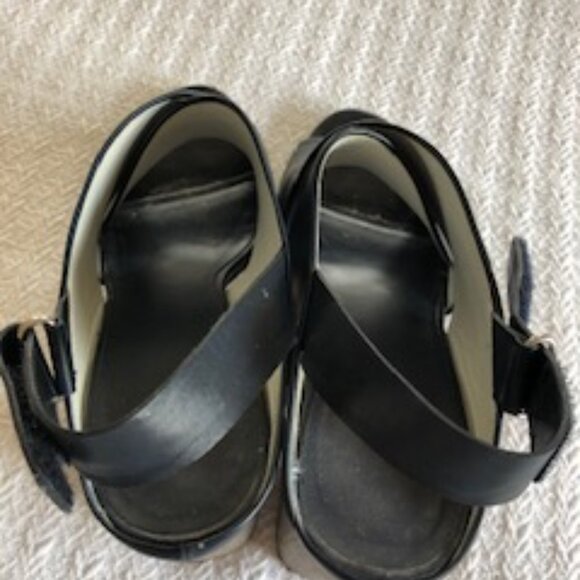 Vince navy leather sandals - size 8.5 - Picture 5 of 10